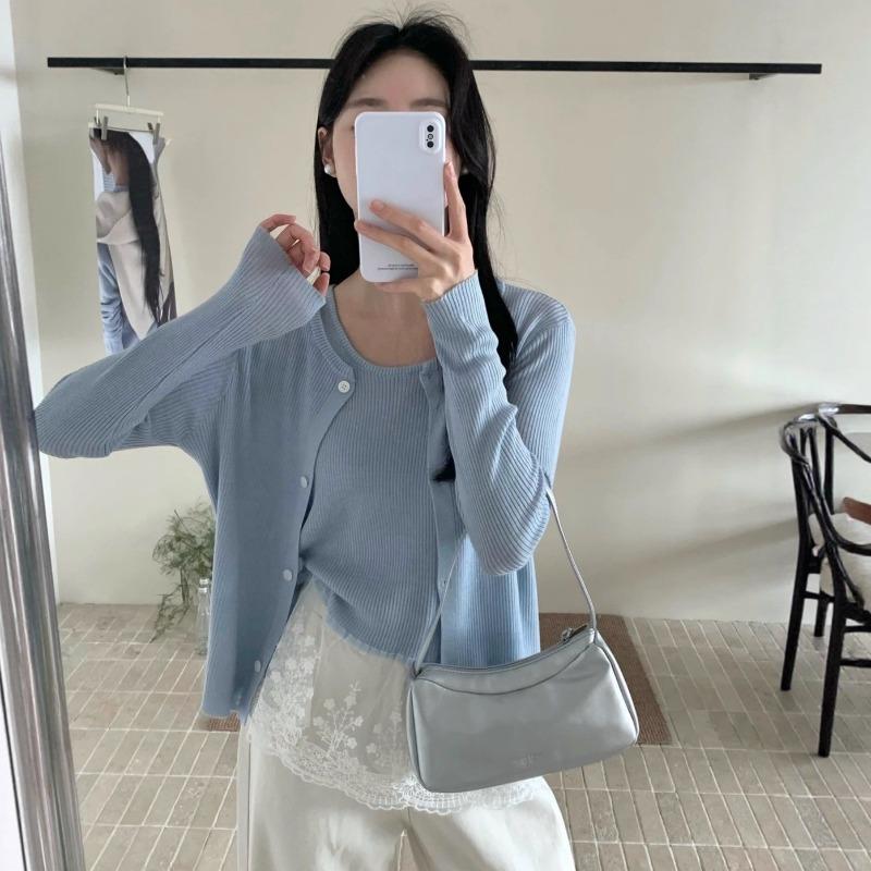 Early autumn new sweet lace splicing knitted cardigan women's gentle age-reducing vest sweater two-piece set