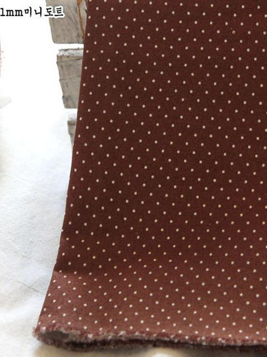 Artistic Handmade Cotton-Linen Plaid Shirt and Half-Skirt Floral Fabric for DIY Tablecloths, Cushions, and Bedding