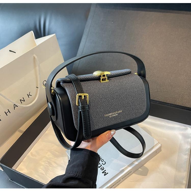 Neue trendige kleine quadratische Tasche im koreanischen Stil, Umhängetasche und einfarbige Schultertaschen mit Textur für 2026