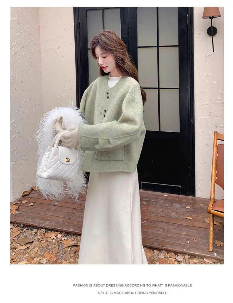 2025 New Korean Style Women's Short Wool Coat: Double-Sided Fragrance Style with Round Neck