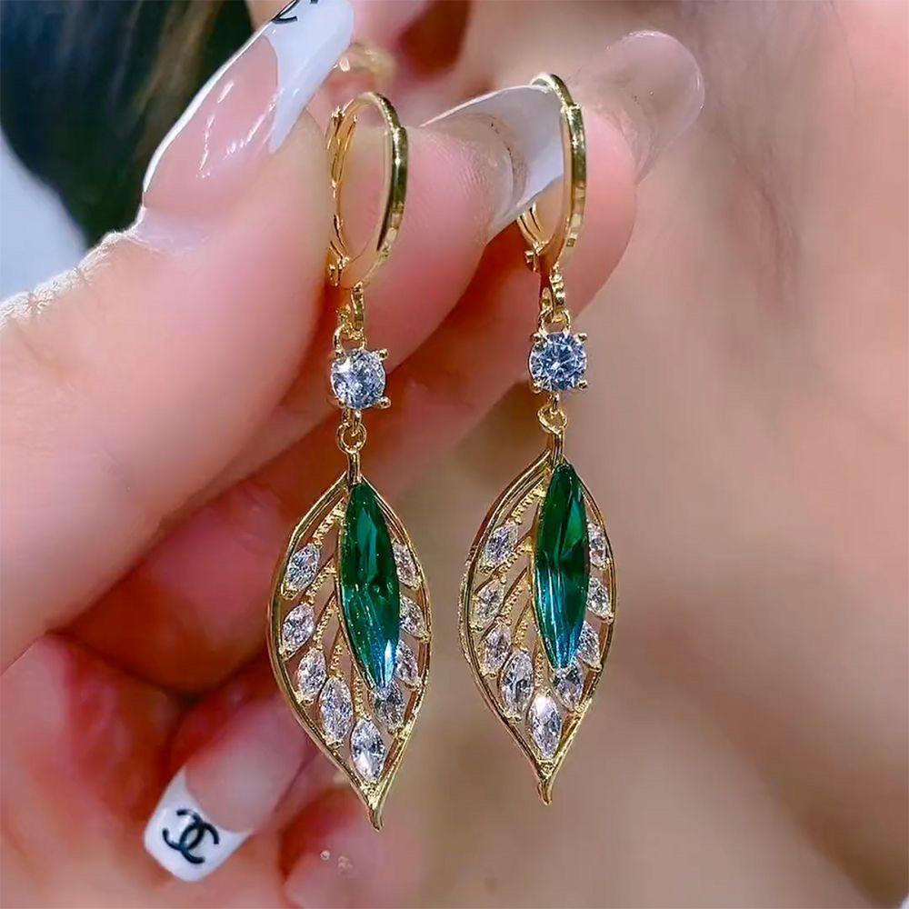 2023 Trendy Leaf Earrings: Elegant, Lightweight Luxury Design for Women