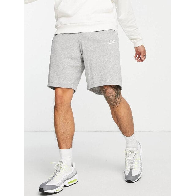 

Серые шорты Nike Club