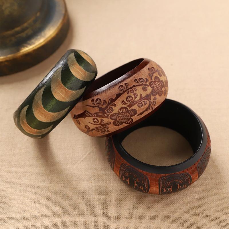 Retro breites Holzarmband - Chinesischer ethnischer Stil Handring - Holzschnitzerei Armband