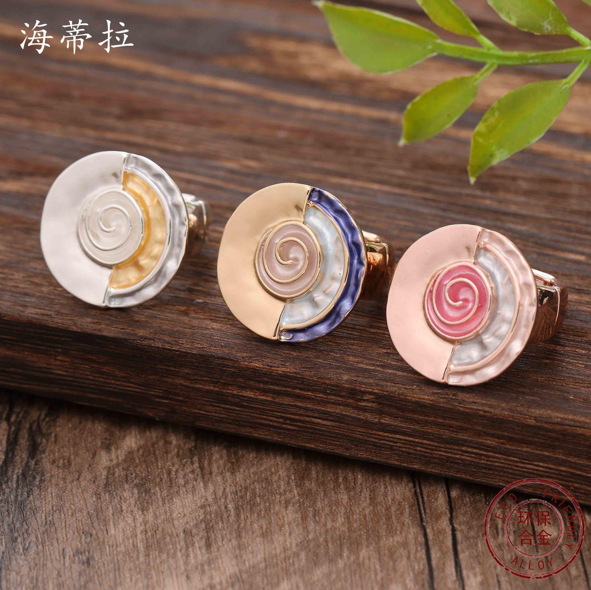 

New round color painting oil rose starry sky roulette alloy ring, high-end men s and women s versatile ring Elastic Adjustable