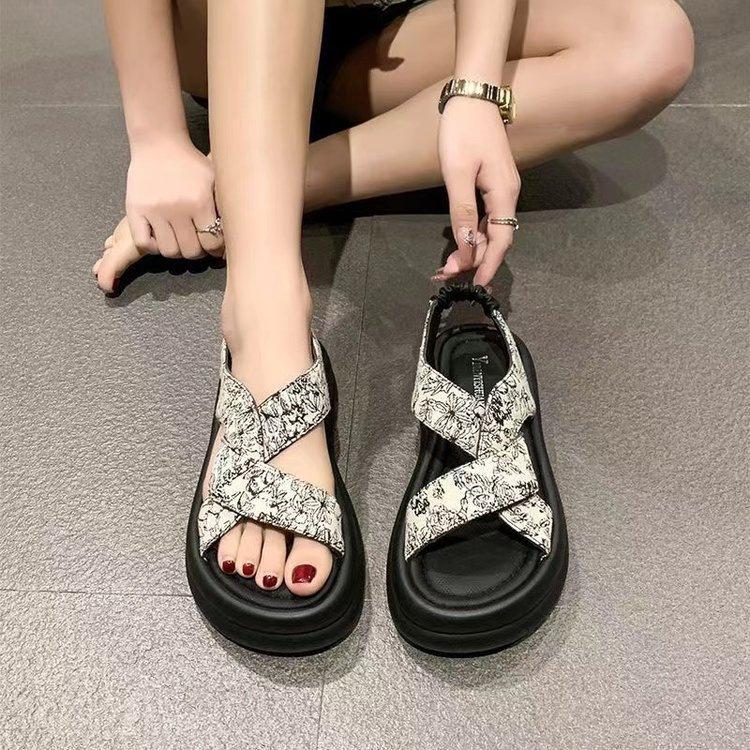 Sandals women's new summer outer wear thick-soled heightening skirt one pedal beach sandals women's outer wear