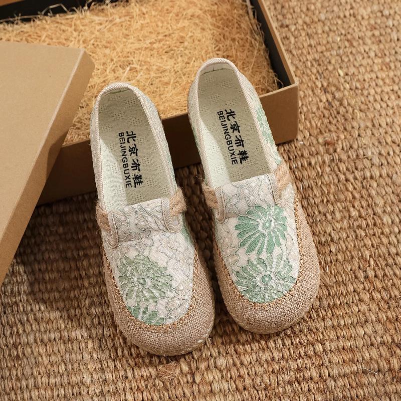 Customized old Beijing cloth shoes summer women's trend comfortable versatile soft sole non-slip mesh one pedal lazy fisherman shoes