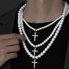 Collana con ciondolo a croce di perle di lusso di nicchia per uomo, stile europeo e americano alla moda, catena per clavicola hip-hop street style INS per uomo e donna, 2026