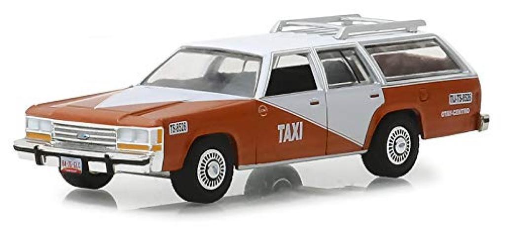 Greenlight 1988 Ford Crown Victoria Wagon with Roof Tijuana Mexico Brown and Hobby Limited Edition Scale Diecast Car Rack, Centro, Taxi, White, 1/64