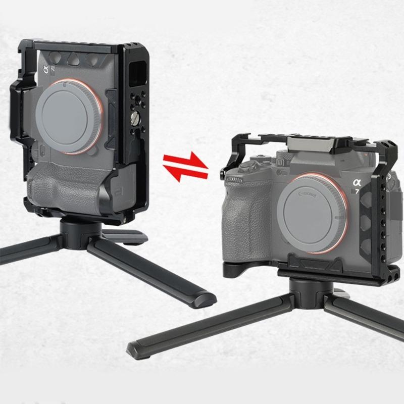 Aluminum DSLR Camera Cage for EOS5d2/5d3 5d4/6d2 Featuring Double Cold Shoe Mounts and Multiple Accessory Screws