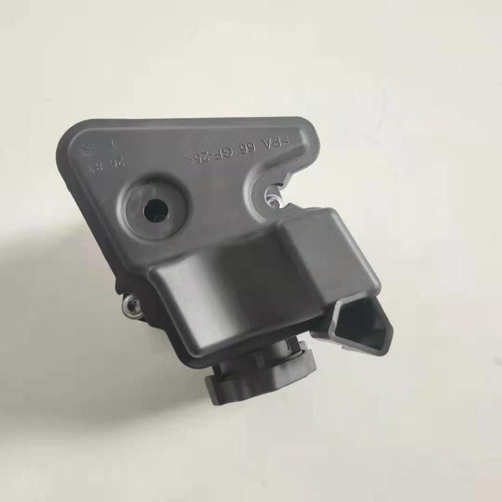 Zbiornik wyrównawczy wspomagania kierownicy Mercedes-Benz W463/W164 (Część nr. 0004602683)