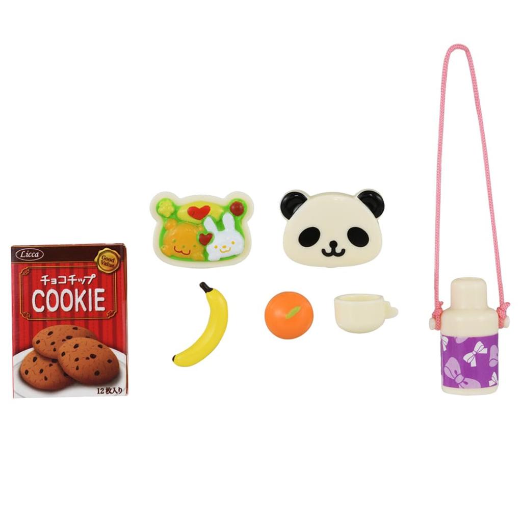 Takara Tomy Exciting Excursion Pretend Play Ages 3 and Up Licca-chan LG-10 Set, Dress-Up Toy,