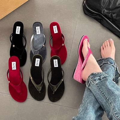 Spring and Summer New Fashion Lightweight Cool Slippers Casual Versatile Beach Shoes Flip-flops Comfortable Women's Wedge Slippers