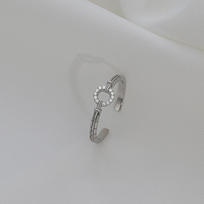 O-ring Women's Fashion Personality Light Luxury Niche Design Sense Simple Index Finger Ins Cold Wind Opening Ring Adjustable