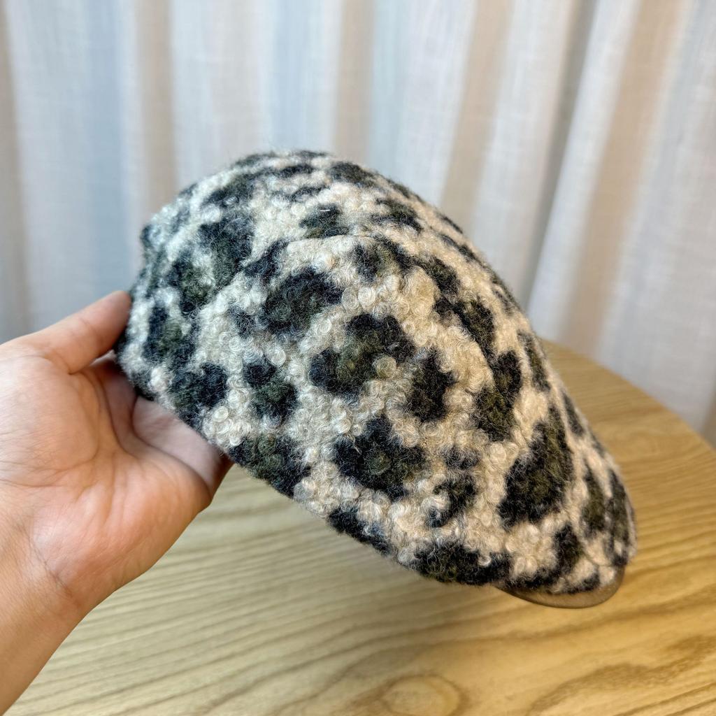 Korean Leopard Print Plush Forward Hat Women's Winter Warm Fashion Thickened Painter Hat Retro Youth Circle Woolen Beret