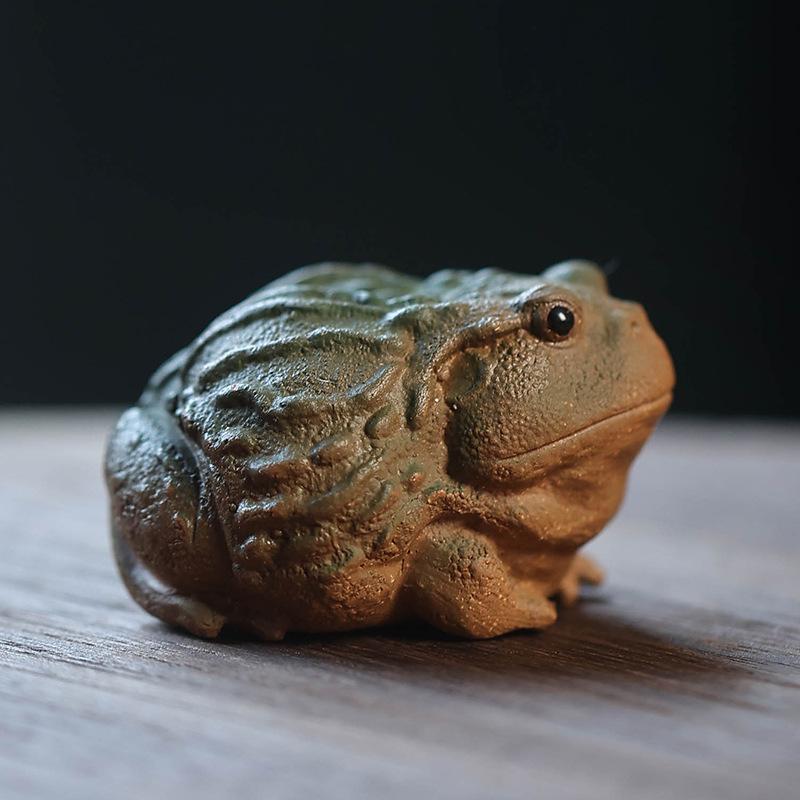 Yixing Zisha Tea Pet Golden Toad Lucky Tea Play Creative Frog Toad