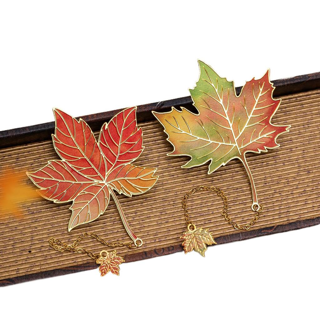 Teacher's Day Retro Leaf Metal Bookmark – High-Value, Creative Gift Box with Leaf Veins Design.