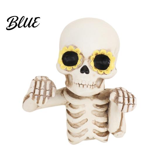 Cool Plant Decorations Skeleton Flower Pot Hugger Resin Skull Planter Statue with Eyes Mini Funny Garden Statues Flowerpot Ornament for Halloween