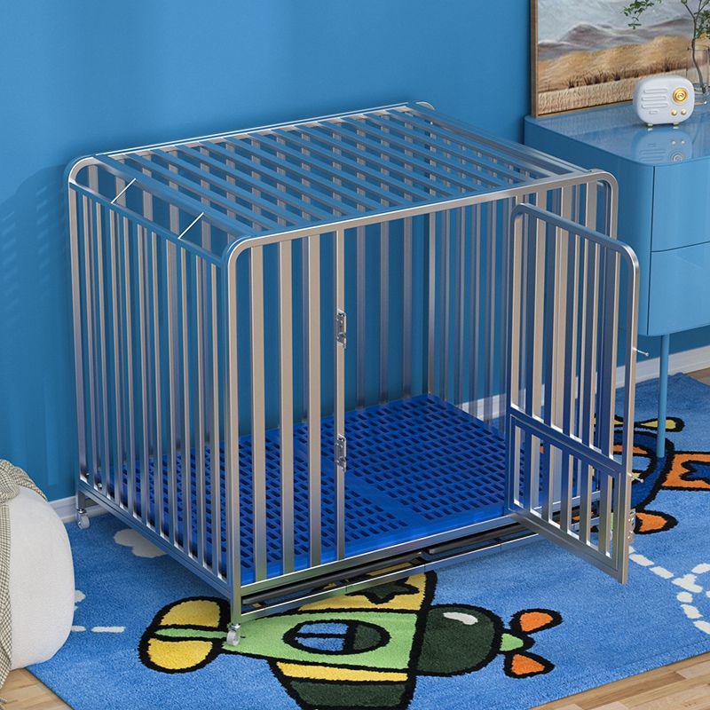 Large & Medium Breed Dog Cage with Toilet Separation for Indoor/Outdoor Use - Suitable for Golden Retrievers, Labradors, and More