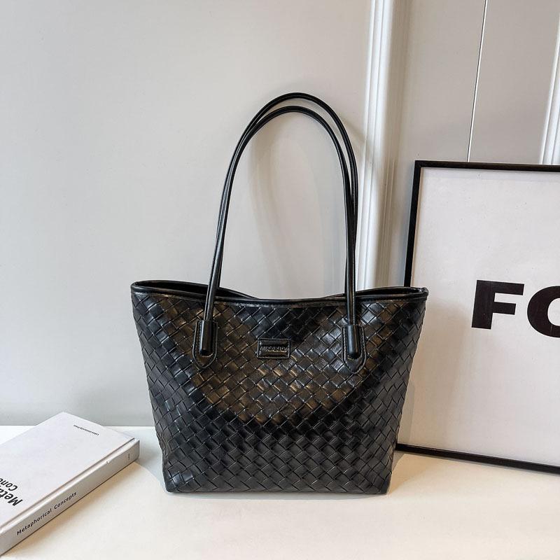 Fashion Tote Bag Women's Versatile Leisure Bag Commuter Shoulder Bag