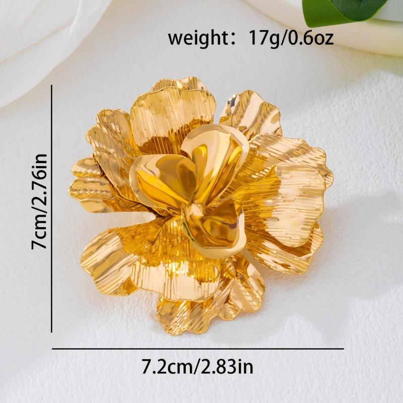 Grande Spilla a Forma di Fiore Dorato 3D Stratificato Distintivi Retro Statement Elegante Accessorio per Collare per Festa Matrimonio Uso Quotidiano