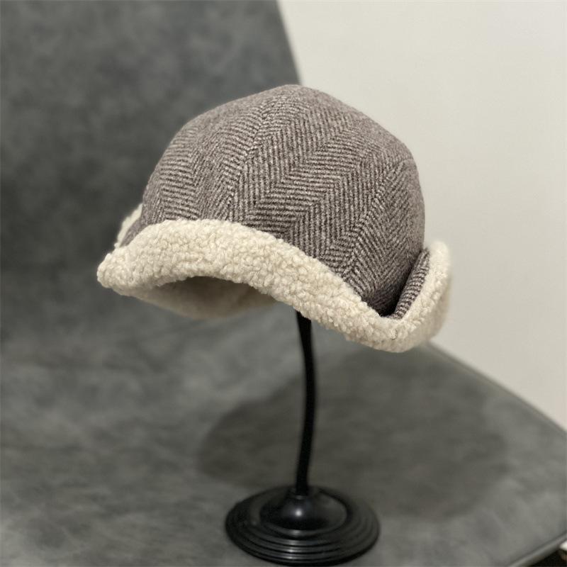 

Шапка женская зимняя утолщенная ветрозащитная флисовая теплая холодная шапка для верховой езды на северо-восток мужская шапка-ушанка M（56-58cm） темно-коричневого