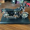 Kawasaki 750rs Z2 Motorcycle Die-casting 1:12 Scale Simulation Alloy Model Boy Festival Gift Ornament Fans Collection Souvenir