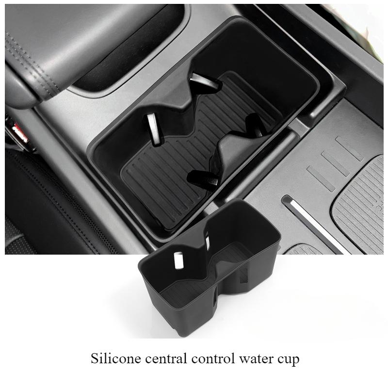 Central Control Storage Box for Hyundai Santa Fe 2024 2025 2026 Water Cup Holder Wireless Charging Pad Car Interior Accessories