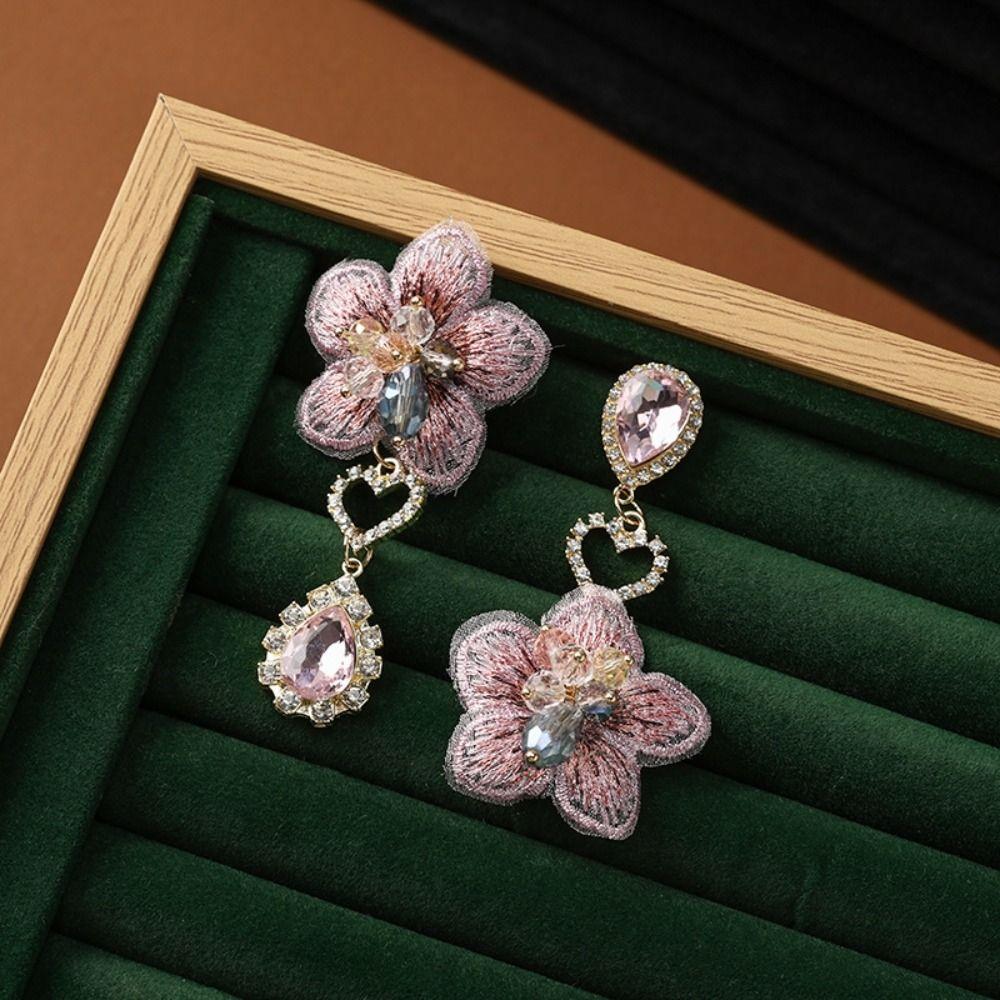 Elegant Flower Rhinestone Earrings Crystal Vintage Earrings Sweet Flower Drop Earrings  Party
