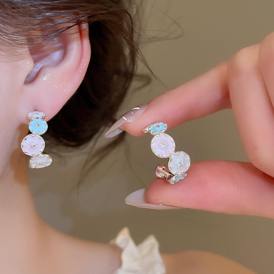 2026 New Drip-Glaze Hoop Earrings for Women C Shape Flower Geometric Earrings Buckle Sweet Cute Banquet Daily Wear Jewelry Gifts