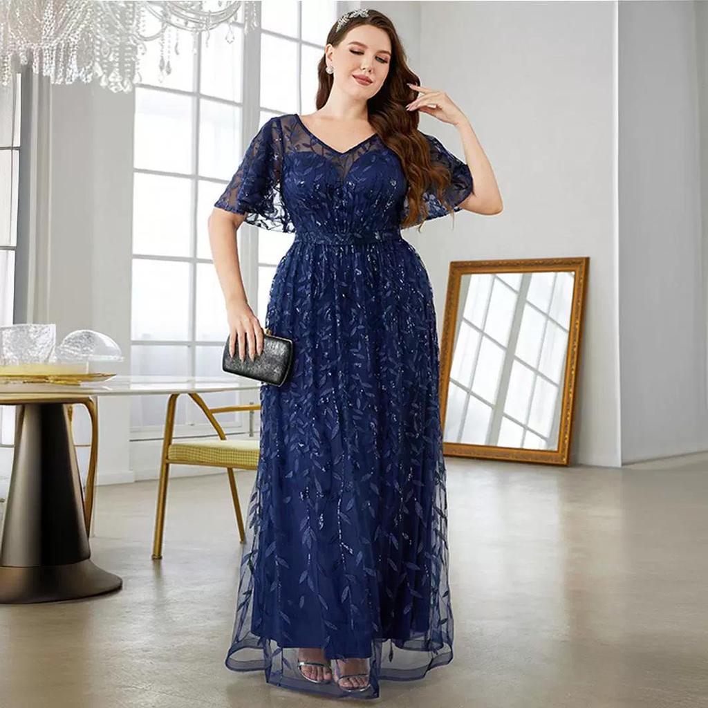 European-American V-neck Lace Evening Dress with Mid-Sleeves, Elegant for Banquets and Spring Events.