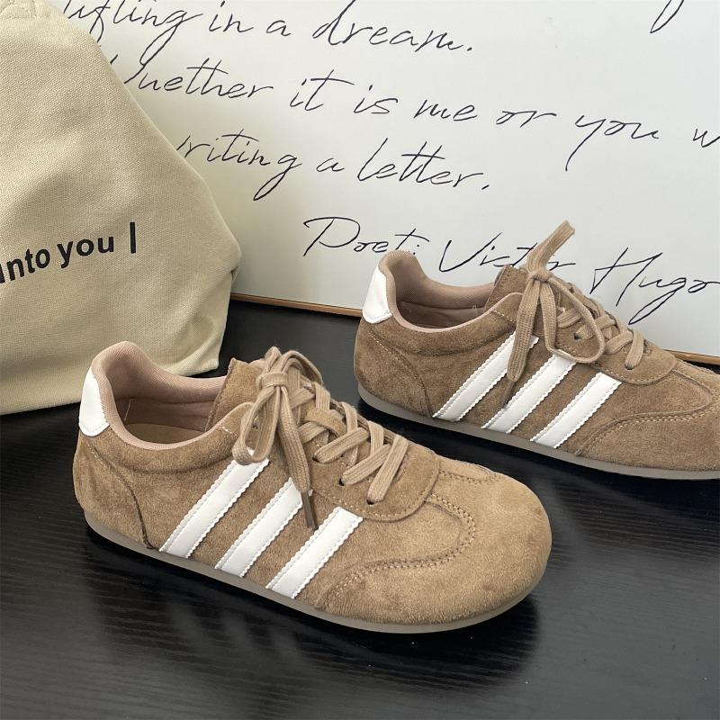 Women's shoes autumn new versatile flat-bottomed casual sports shoes non-slip