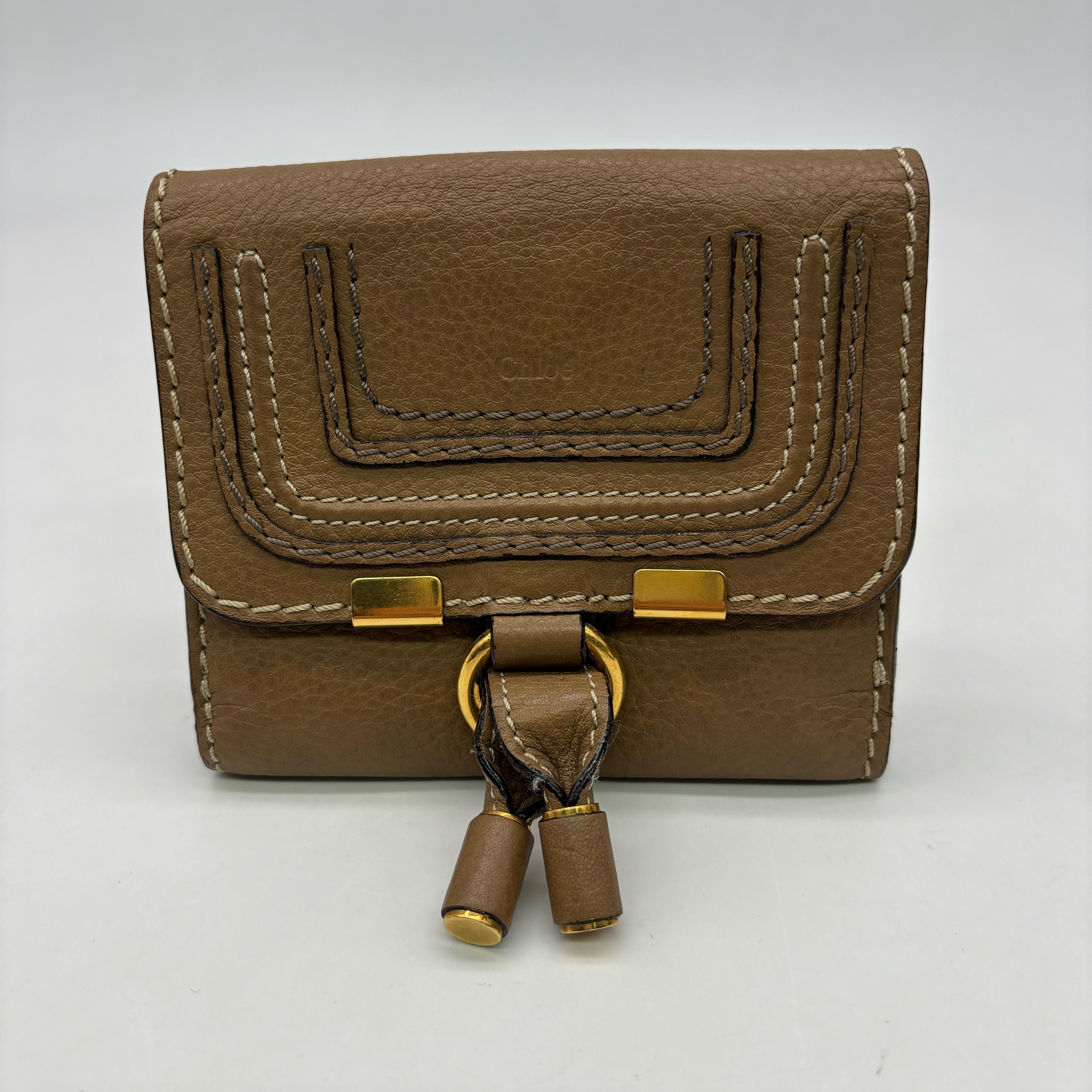 [Pre-Owned] Marcie Small Grain Square Wallet - Good #1ENXJ9O ONE SIZE