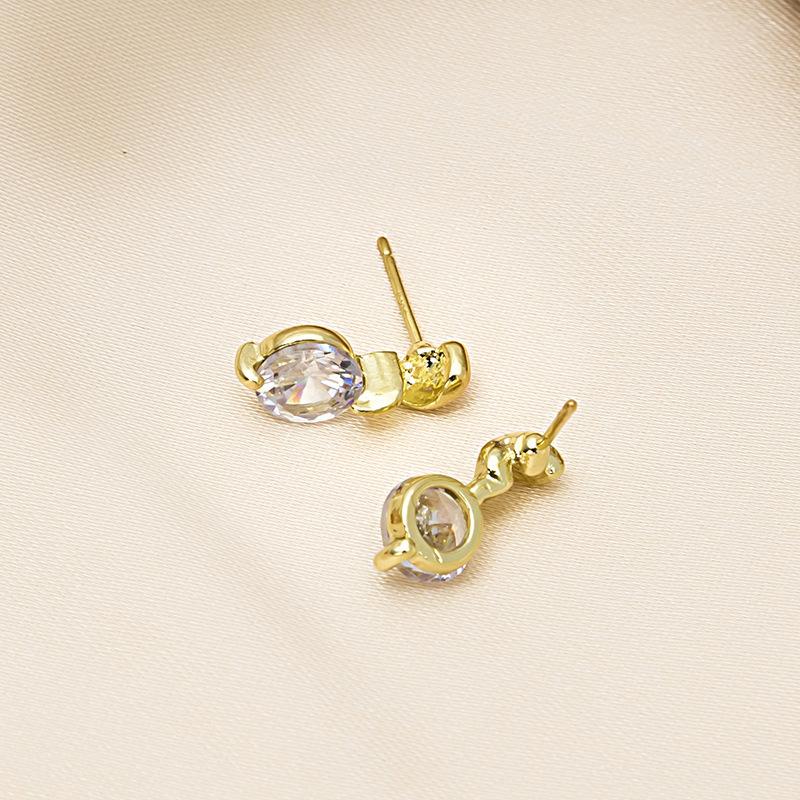 French Gold Super Flash Personalized Diamond Stud Earrings Cold Wind Fashion Light Luxury High-End Earrings Women