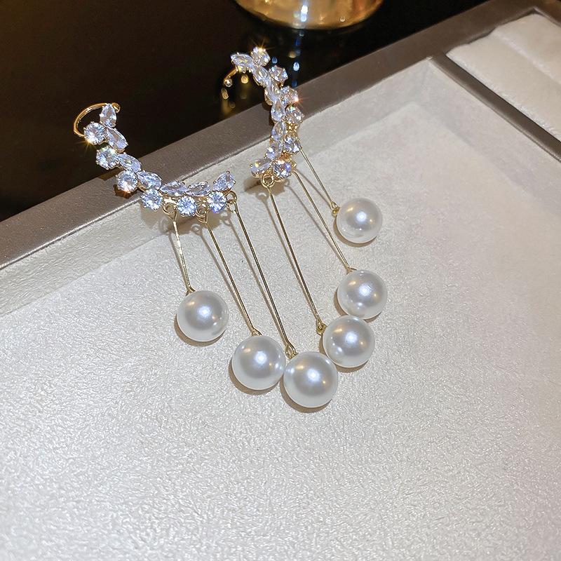 Pearl diamond geometric long earrings French fashion design stud earrings Internet celebrity earrings women