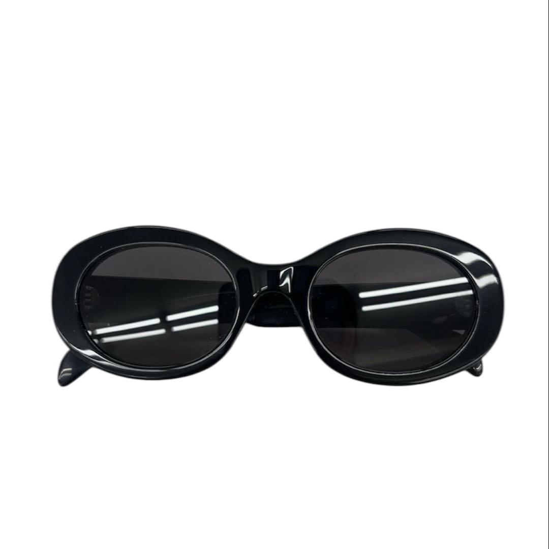 

[USED] OK Hiroomi Tosaka wears Celine Triomphe sunglasses