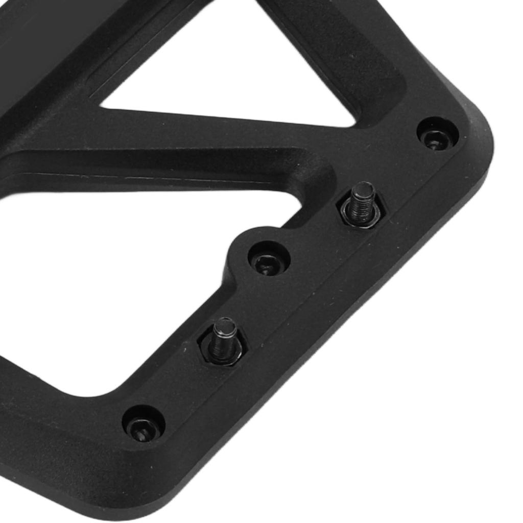 2Pcs Bike Pedals Good Airtightness Sufficient Width Good Grip Anti Slip Studs Pedals for Mountain Bike