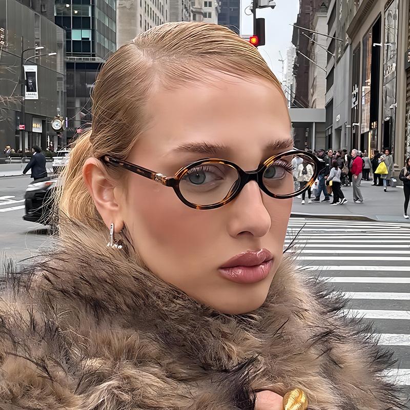 Vintage Oval Sunglasses NEW Women Luxury Brand Designer Small Oval Anti Blue Light Glasses Retro Fashion Men Leopard Eyegalsses