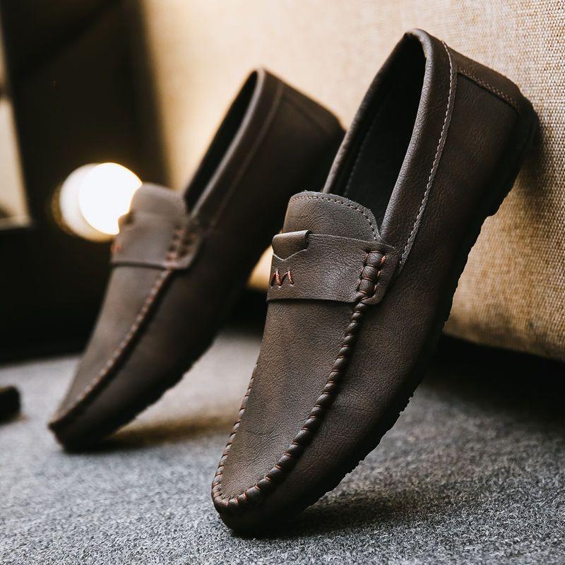 Round Toe Flat Slip-on Men's Leather Shoes 2025 Trend Classic Original Retro in Promotion Fashion Social Adults Male Casual Shoe