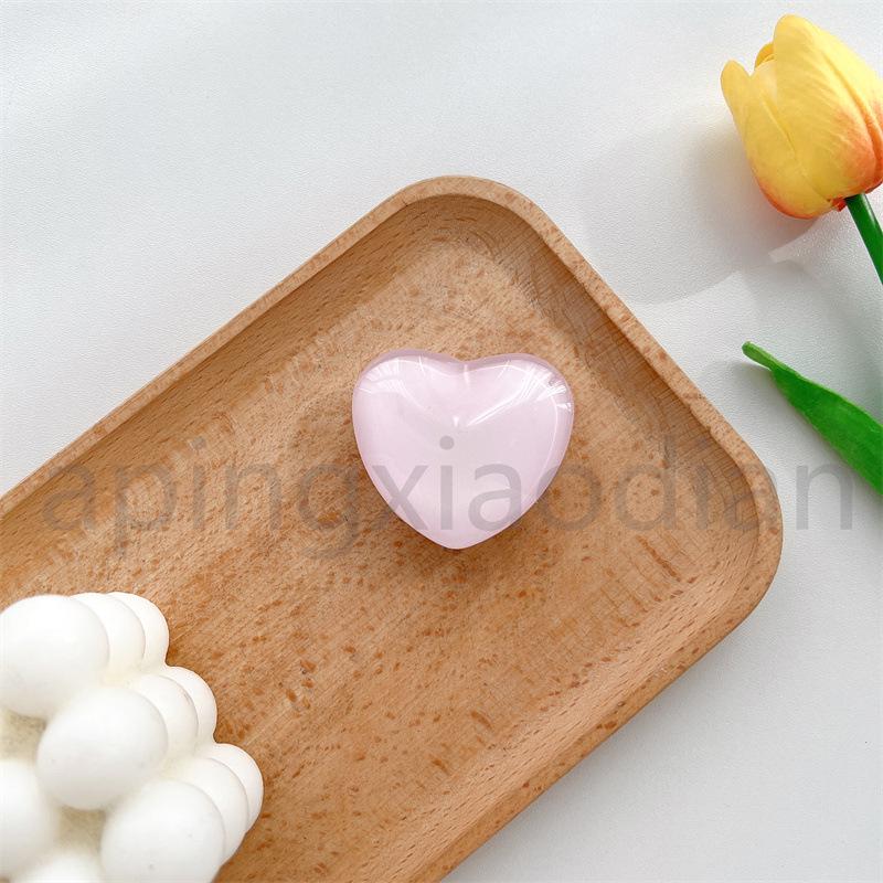 

Solid Heart 3D Crystal Phone Holder - Retractable Sticker Style