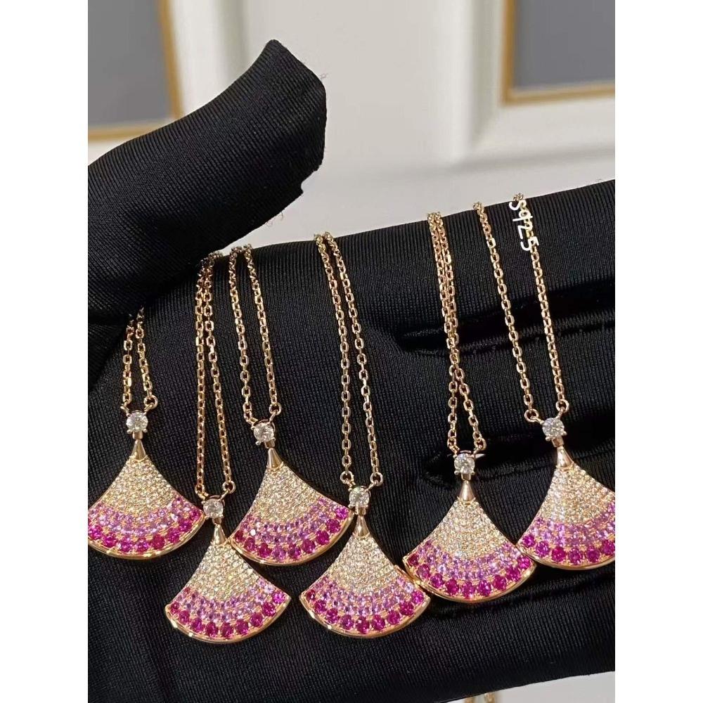 High Version V Gold Necklace Fashion Versatile Necklace