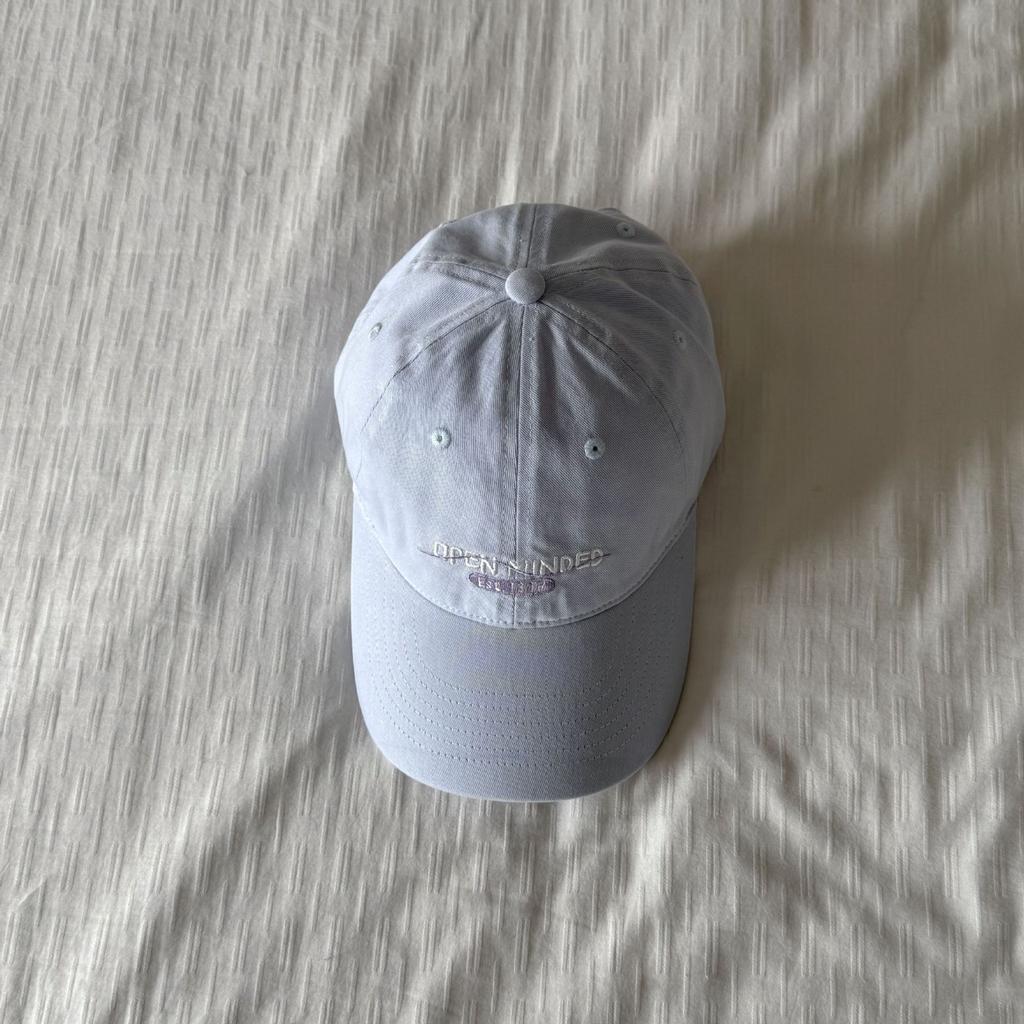 Embroidery Letters Spring And Summer Baseball Caps For Men And Women, Curved Brims To Show The Face, Small Peaked Caps, Trendy And Versatile
