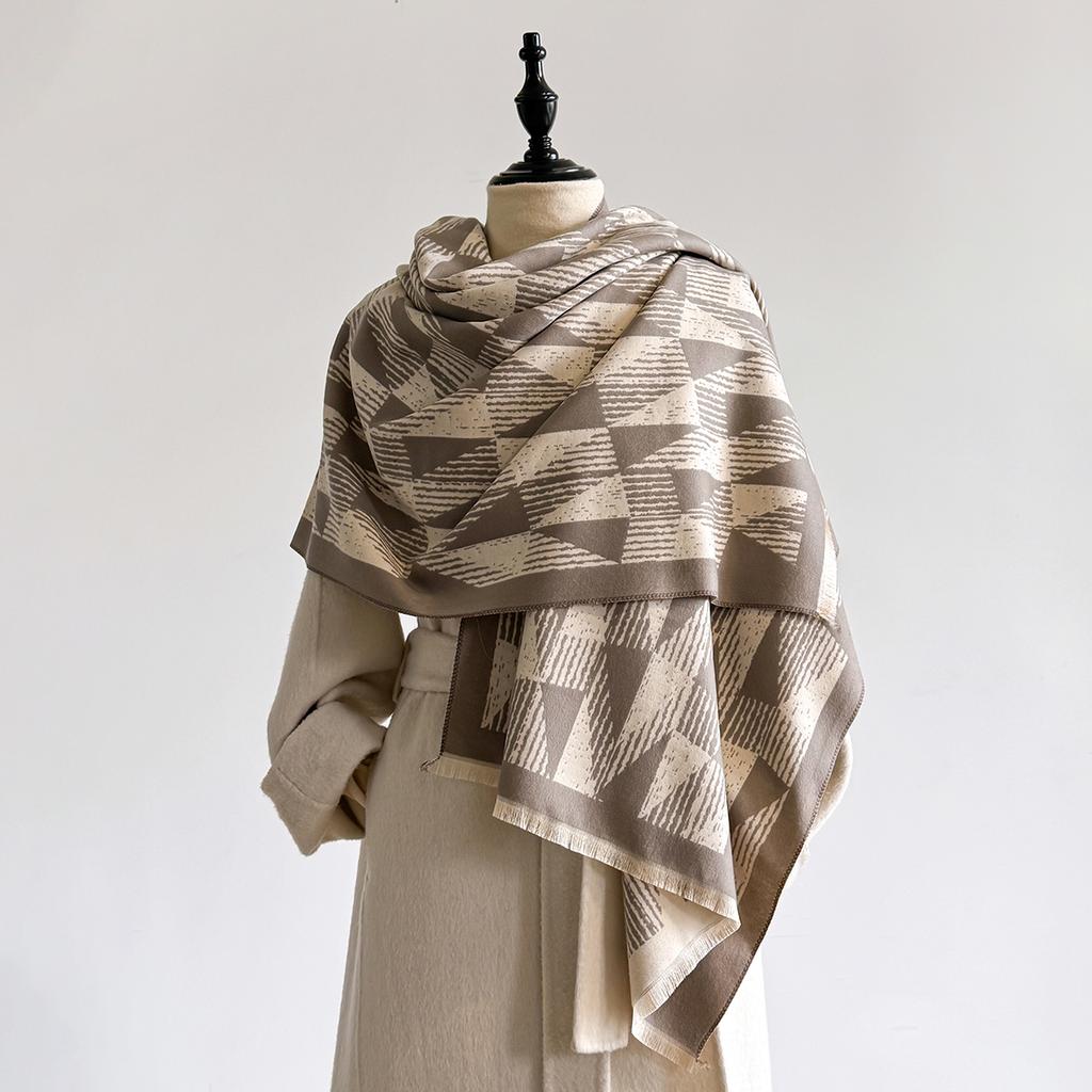 Women Winter Scarf Cashmere Pashmina Shawls and Wraps Soft Large Warm Blanket Fashion Print Lady Poncho Echarpe Bandana