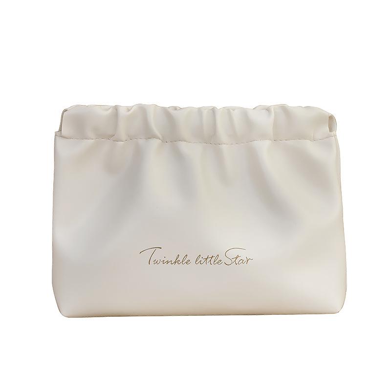 Auto-Closing Waterproof PU Makeup Bag: Women's Pleated Lipstick & Touch-Up Pouch with Snap Closure for Convenient On-the-Go Storage.