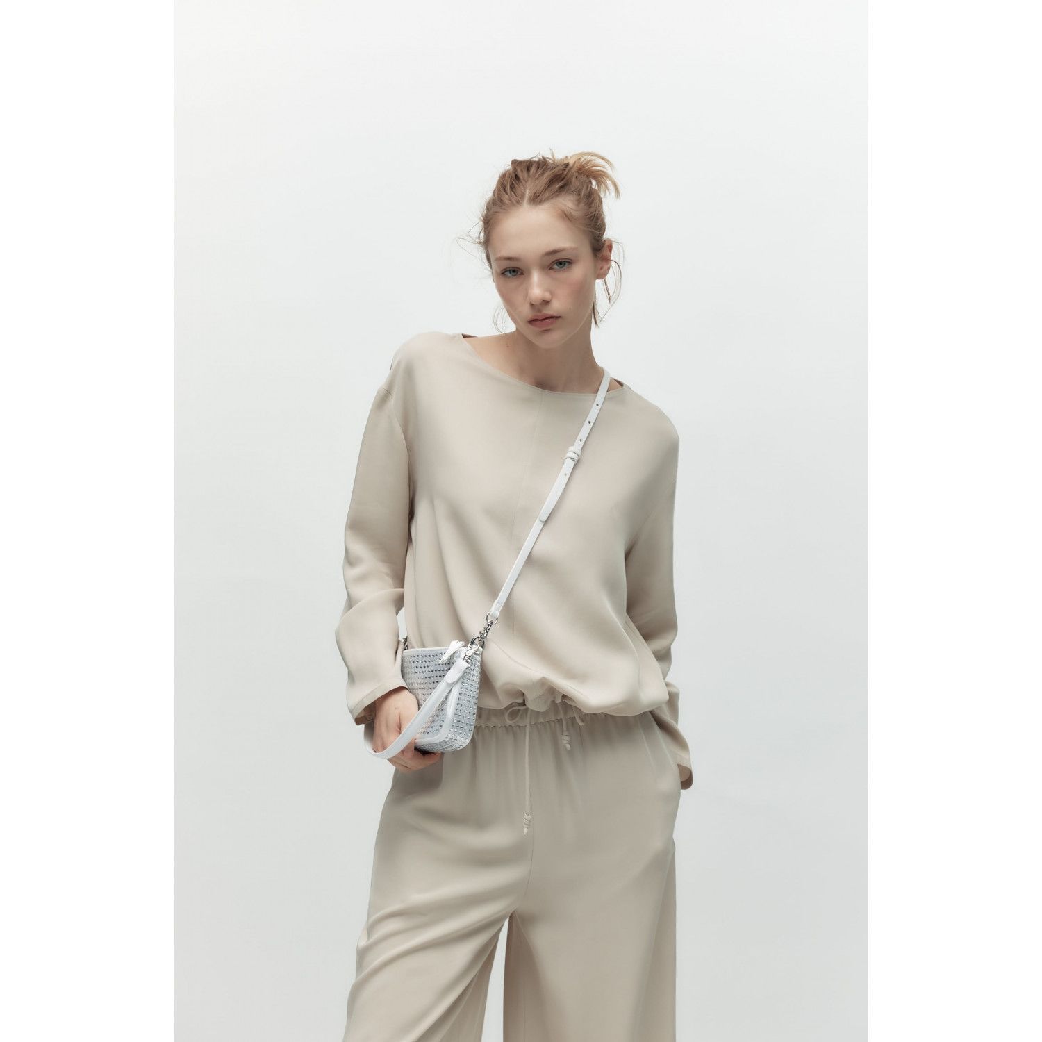 

SHINY SHOULDER BAG