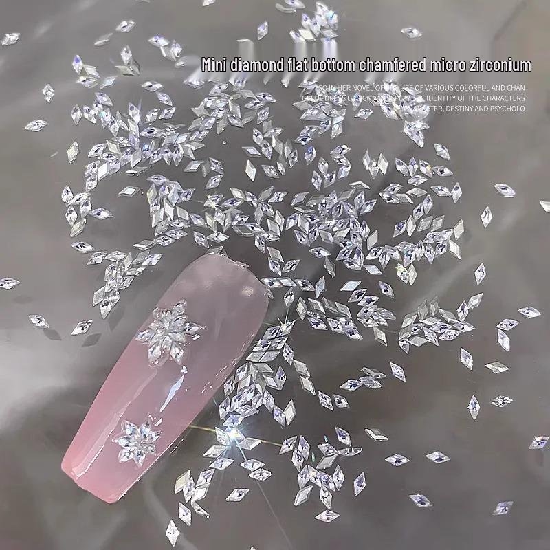 

Ромбовидный Маркиз Мини Циркон Нейл-арт DIY Набор для дрели Mini Rhomboid Flat Bottom Bevel Zircon [50 pcs]