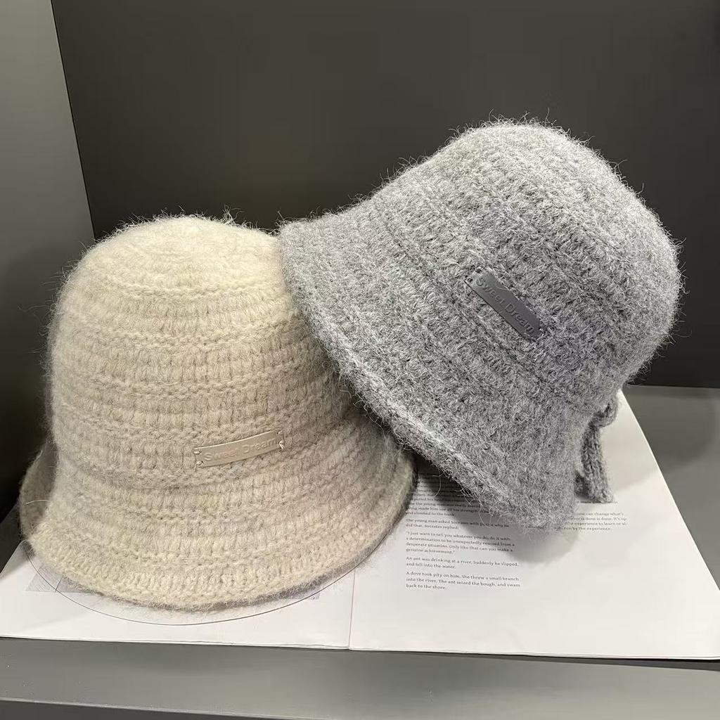 Gestrickter Fischerhut für Damen im Herbst und Winter Koreanische Version Einfacher vielseitiger Bucket Hat, der das Gesicht klein zeigt, Warmer Beckenhut