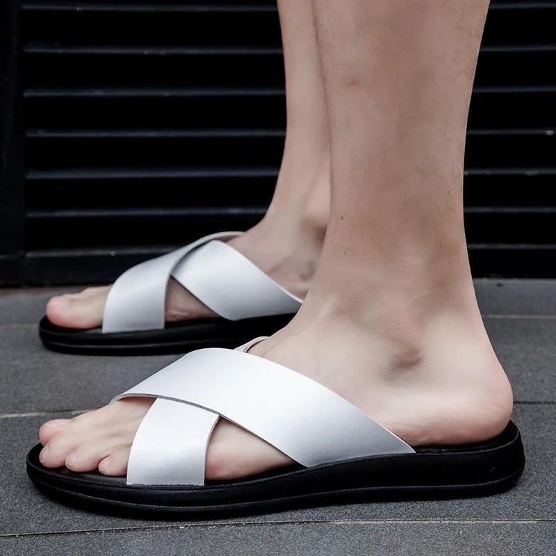Fashion Slippers for Men Italian Leather Slippers Summer New Beach Shoes for Men Fashion Outdoor Casual Flat Slippers Big Size47 Slides