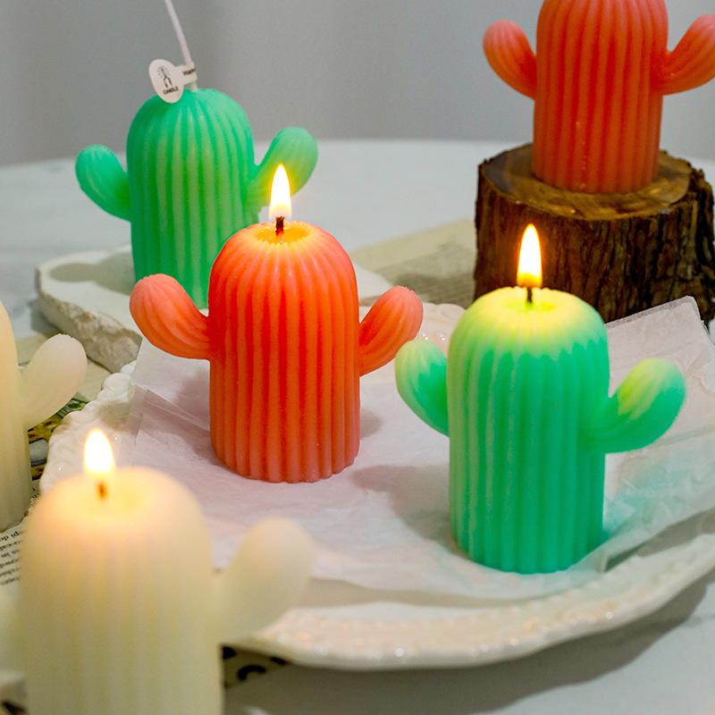 Handmade Cactus Scented Candle - Creative Aroma Decoration for Home Atmosphere