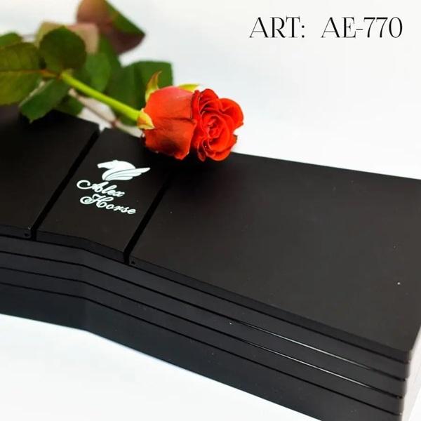 Schminkset (2 Puder, 8 Rouges, 120 Lidschatten)