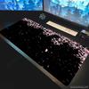 Japanische Kirschblüte Großes Gaming-Mauspad Schwarzer Hintergrund Schreibtischmatte für Ästhetisches Gaming-Setup